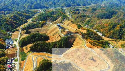 商南县富水镇油坊岭村脱贫纪实